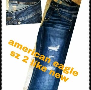 Woman's american eagle jeans